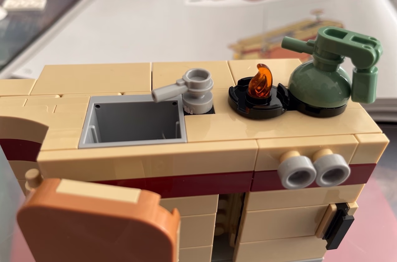 Kitchen counter details